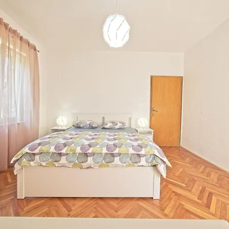 Nikica Apartament